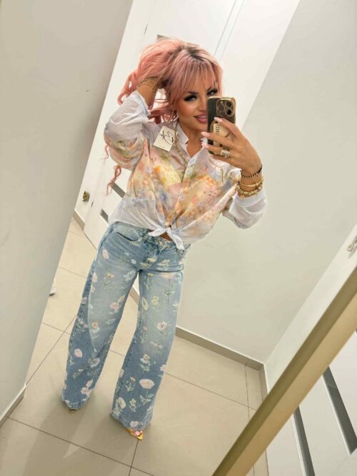 Koszula pastelowa w kwiaty – lekka & kobieca